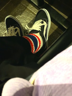 「VANS（バンズ）の【 VANS / ヴァンズ 】 < 限定展開 > OLD SKOOL BLACK SUEDE × CANVAS オールドスクール ブラック スウェード × キャンバス VN000D3HY28 USA企画（スニーカー）」を使った、taroさん（レディース・157cm）の冬コーディネート