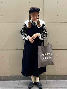 「アイテム（ジャンパースカート）」を使った、kanaさん（レディース・163cm）の秋コーディネート