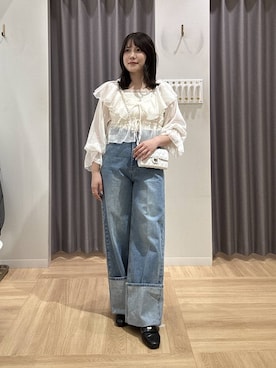 「mysty woman（ミスティウーマン）のコインローファー 592368（ローファー、ブラック系）」を使った、Renaさん（レディース・155cm）の春コーディネート