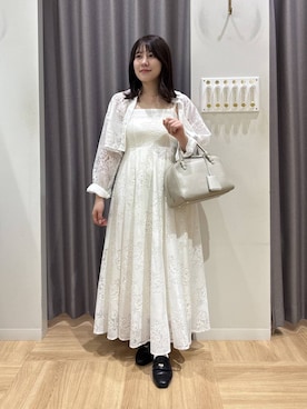 「mysty woman（ミスティウーマン）の【story. 】スイッチハンドルボストン 572846（ハンドバッグ、ベージュ系）」を使った、Renaさん（レディース・155cm）の春コーディネート