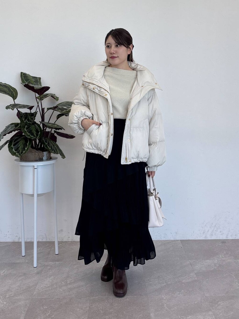 「mysty womanのニットストームショートブーツ　143358（ブーツ、ブラウン系）」を使った、Renaさん（レディース・155cm）の冬コーディネートの1枚目の写真