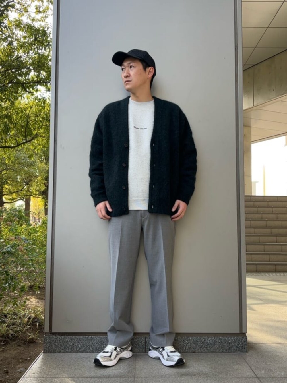 「ベーシック/トラッド、モード、ストリート、トレンド、リラックススタイル」｜「BEAUTY&YOUTH UNITED ARROWSのビーバー キャップ（キャップ、グレー系）」を使った、慈道 一磨さん（メンズ・173cm）の冬コーディネートの1枚目の写真