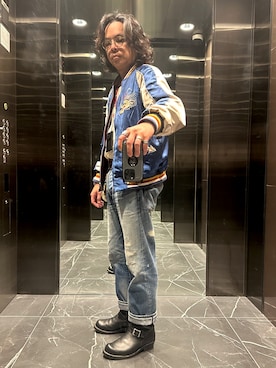 「アイテム（スカジャン）」を使った、WeiChou Chenさん（メンズ・171cm）の秋コーディネート