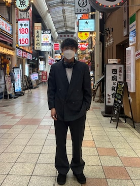 「Clarks（クラークス）のWallabee 2 / メンズ ワラビー2 (ブラックスエード)（モカシン/デッキシューズ）」を使った、wさん（メンズ・169cm）の春コーディネート