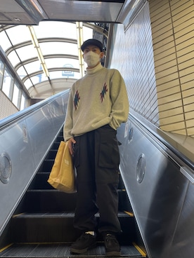 「Sourcream（サワークリーム）のアイテム（パンツ）」を使った、wさん（メンズ・169cm）の冬コーディネート