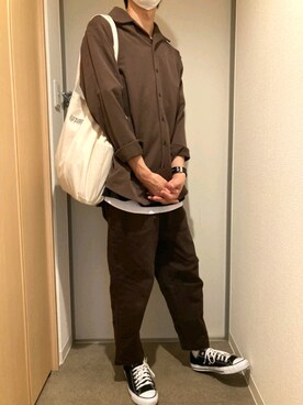 「アイテム（デジタル腕時計、ホワイト系）」を使った、ryotaさん（メンズ・177cm）の秋コーディネート