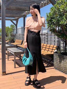 「Cheek（チーク）のアイテム（スカート）」を使った、るこ。さん（レディース・170cm）の春コーディネート