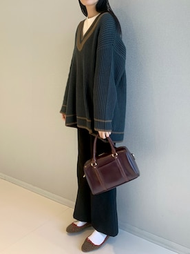 「ラインニット」｜「アイテム（その他）」を使った、るこ。さん（レディース・170cm）の秋コーディネート