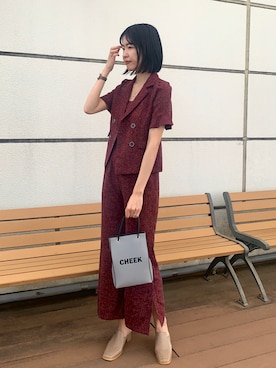 「Cheek（チーク）のアイテム（バッグ）」を使った、るこ。さん（レディース・170cm）の春コーディネート