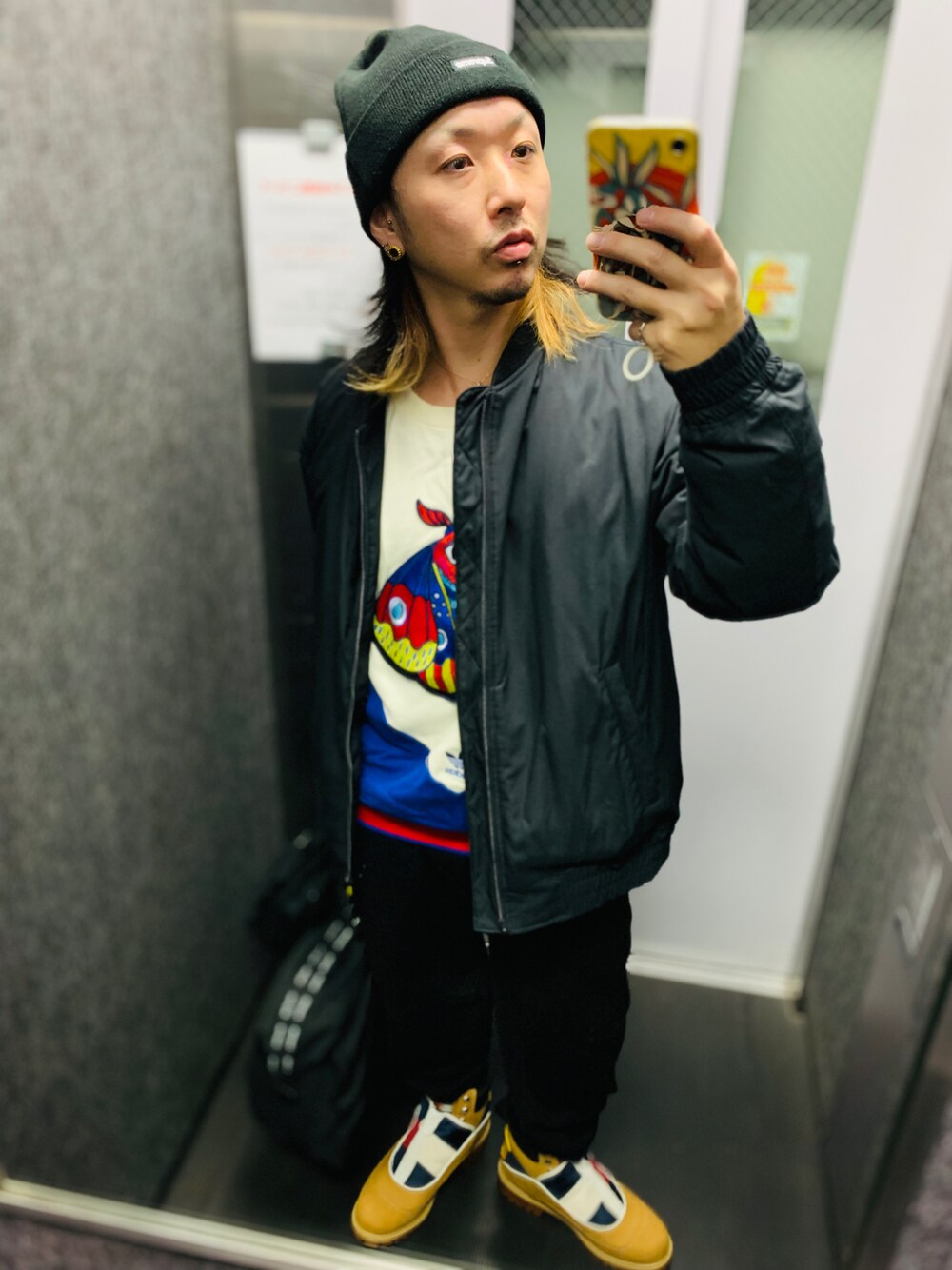 「Timberland、TOMMY HILFIGER、トリコロール」｜「TimberlandのTommy Hilfiger × Timberland 6inch boots（ブーツ、ベージュ系）」を使った、tbkさん（メンズ・162cm）の冬コーディネートの1枚目の写真