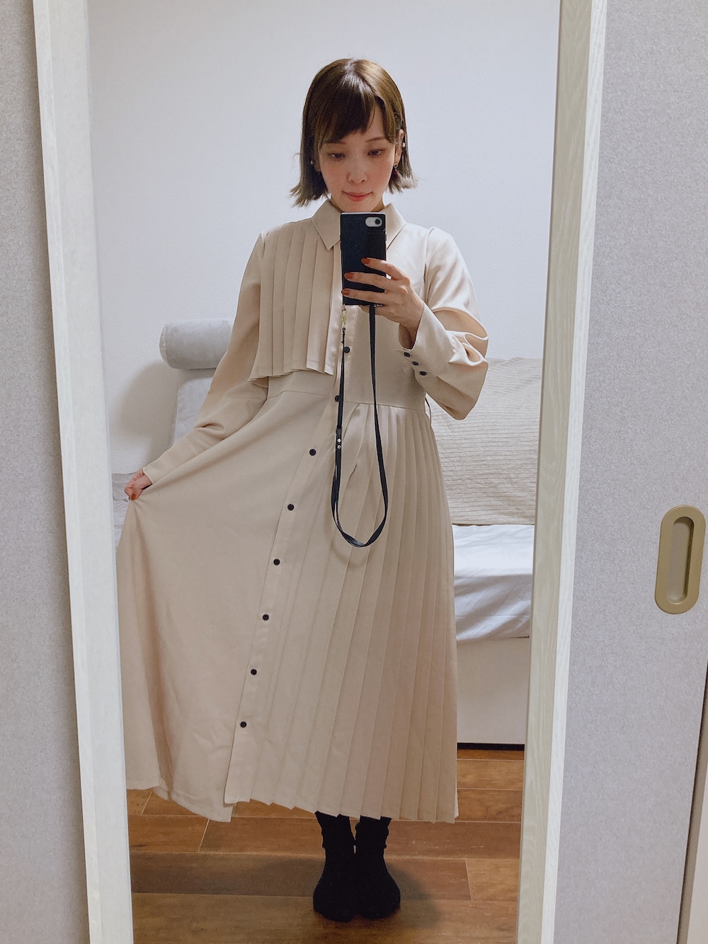 UNITED TOKYO（ユナイテッドトウキョウ）の「アシメプリーツシャツ