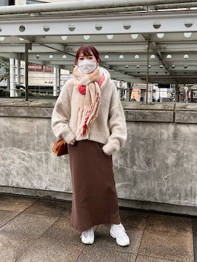 「アイテム（ショルダーバッグ、イエロー系）」を使った、kasumiさん（レディース・154cm）の冬コーディネート