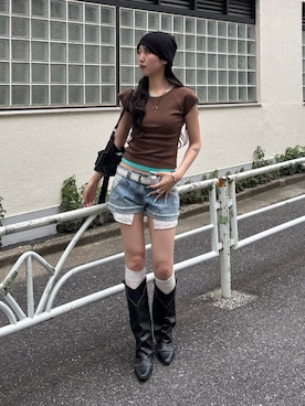 「WHO'S WHO gallery（フーズフーギャラリー）の【SLOPPY】 リブチビT（Tシャツ/カットソー、ブラウン系）」を使った、モエさん（レディース・167cm）の夏コーディネート