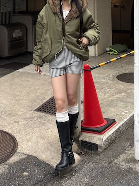 「アイテム（MA-1）」を使った、モエさん（レディース・167cm）の秋コーディネート