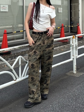 「アイテム（スウェットパンツ、グリーン系）」を使った、モエさん（レディース・167cm）の夏コーディネート