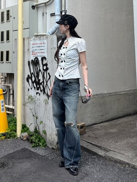 「WHO'S WHO gallery（フーズフーギャラリー）のWボタンギャザーブラウス(ドット柄・無地)（シャツ/ブラウス、ホワイト系）」を使った、モエさん（レディース・167cm）の春コーディネート