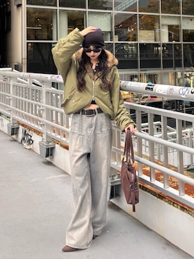 「アイテム（MA-1）」を使った、モエさん（レディース・167cm）の秋コーディネート