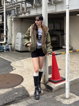 「アイテム（MA-1）」を使った、モエさん（レディース・167cm）の秋コーディネート