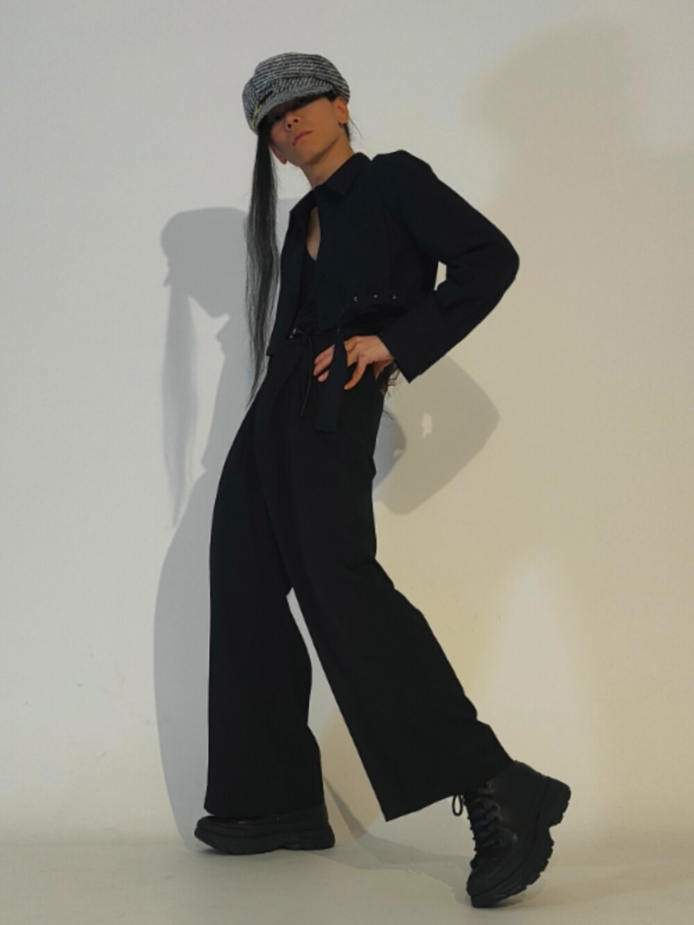「ZARA、meemselect、converse、CA4LA、monotone、simple、classic、styleinspo、ootd、outfit、お洒落さんとつながりたい、新星WEARISTAにエントリー」｜「CA4LAのアイテム（キャスケット、グレー系）」を使った、Arasashi Kimihiroさん（メンズ・170cm）の冬コーディネートの1枚目の写真