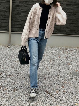 「H&M（エイチ・アンド・エム）のアイテム（カーディガン/ボレロ、ホワイト系）」を使った、ripiさん（レディース・155cm）の秋コーディネート