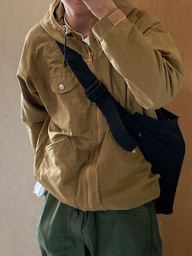 「アイテム（マウンテンパーカー、イエロー系）」を使った、かいとさん（メンズ・170cm）の春コーディネート