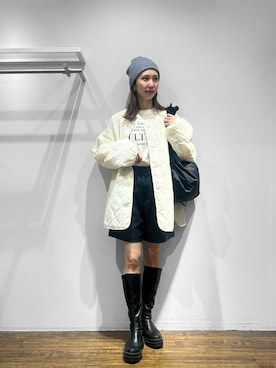 「アイテム（ニットキャップ/ビーニー、グレー系）」を使った、ちゃんにしさん（レディース・164cm）の冬コーディネート