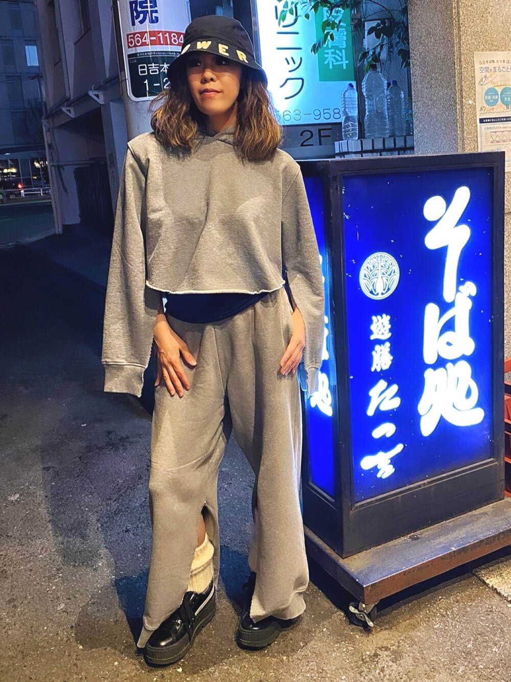 WODDYFUNKさんの「Gap Icons ×  The Brooklyn Circus バケットハット（GAP）」を使ったコーディネートの1枚目の写真
