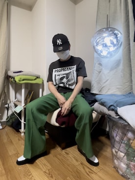 「DAIRIKU（ダイリク）のアイテム（スラックス）」を使った、koribieさん（メンズ・160cm）の春コーディネート