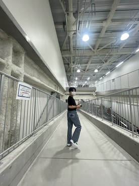 「DAIRIKU（ダイリク）のアイテム（スラックス）」を使った、koribieさん（メンズ・160cm）の夏コーディネート
