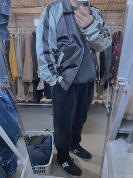 「アイテム（スタジャン、グレー系）」を使った、人さん（メンズ・168cm）の春コーディネート