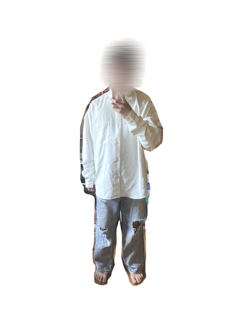 「秋コーデ、秋服準備はじめました、ダメージデニムパンツ、シャツスタイル、シンプルコーデ」｜「SITRYの別注 Oversize Drop shoulder Regular collar shirt/オーバーサイズ ドロップショルダー レギュラーカラー トロミシャツ（シャツ/ブラウス、ホワイト系）」を使った、rakuru さん（骨格ナチュラル・メンズ・163cm）の秋コーディネートの1枚目の写真