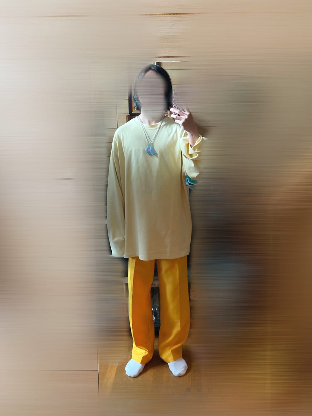 「カジュアル、イエロー、セボンスター、スラックス、ラフ、今日のコーデ」｜「ADRERのextra quality wide sleeve long-T/エクストラクオリティワイドスリーブロンT（Tシャツ/カットソー、イエロー系）」を使った、rakuru さん（骨格ストレート・メンズ・163cm）の冬コーディネートの1枚目の写真