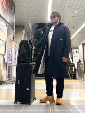 「アイテム（セットアップ）」を使った、棚橋弘至さん（メンズ・181cm）の春コーディネート