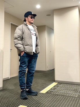 「アイテム（スニーカー）」を使った、棚橋弘至さん（メンズ・181cm・40代）の秋コーディネート