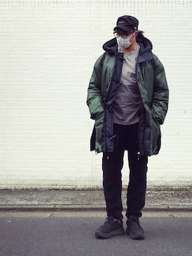 「Sacai（サカイ）のアイテム（ダウンジャケット/コート）」を使った、棚橋弘至さん（メンズ・181cm）の冬コーディネート