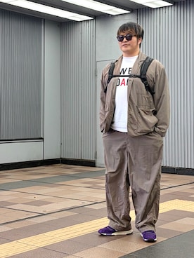 「アイテム（セットアップ）」を使った、棚橋弘至さん（メンズ・181cm）の夏コーディネート