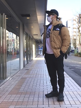 「原宿」｜「アイテム（ダウンジャケット/コート）」を使った、棚橋弘至さん（メンズ・181cm）の冬コーディネート
