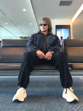 「アイテム（腕時計）」を使った、棚橋弘至さん（メンズ・181cm）の秋コーディネート
