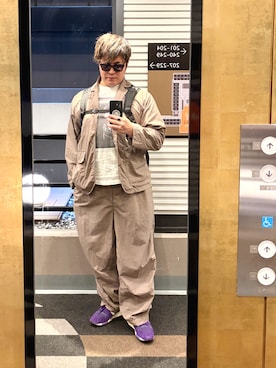 「後楽園ホールTシャツのアイテム（Tシャツ/カットソー、ホワイト系）」を使った、棚橋弘至さん（メンズ・181cm）の夏コーディネート