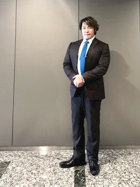 「アイテム（スーツセット）」を使った、棚橋弘至さん（メンズ・181cm）の春コーディネート