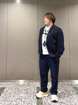 「アイテム（セットアップ）」を使った、棚橋弘至さん（メンズ・181cm）の春コーディネート