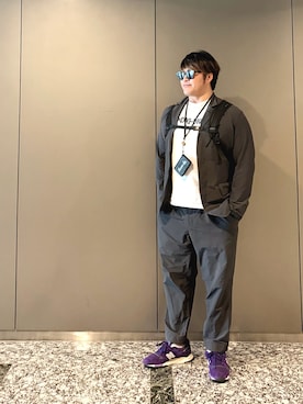 「and wander（アンドワンダー）のアイテム」を使った、棚橋弘至さん（メンズ・181cm）の夏コーディネート