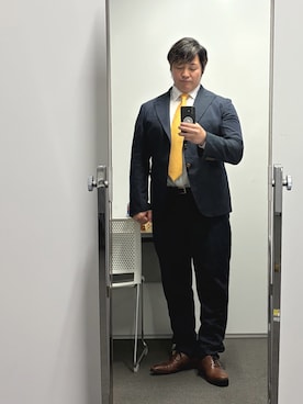 「オーダースーツのアイテム（スーツセット、ブルー系）」を使った、棚橋弘至さん（メンズ・181cm）の夏コーディネート