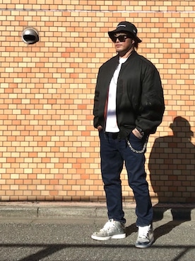 「THE NORTH FACE（ザノースフェイス）のアイテム（デニムパンツ）」を使った、棚橋弘至さん（メンズ・181cm）の冬コーディネート