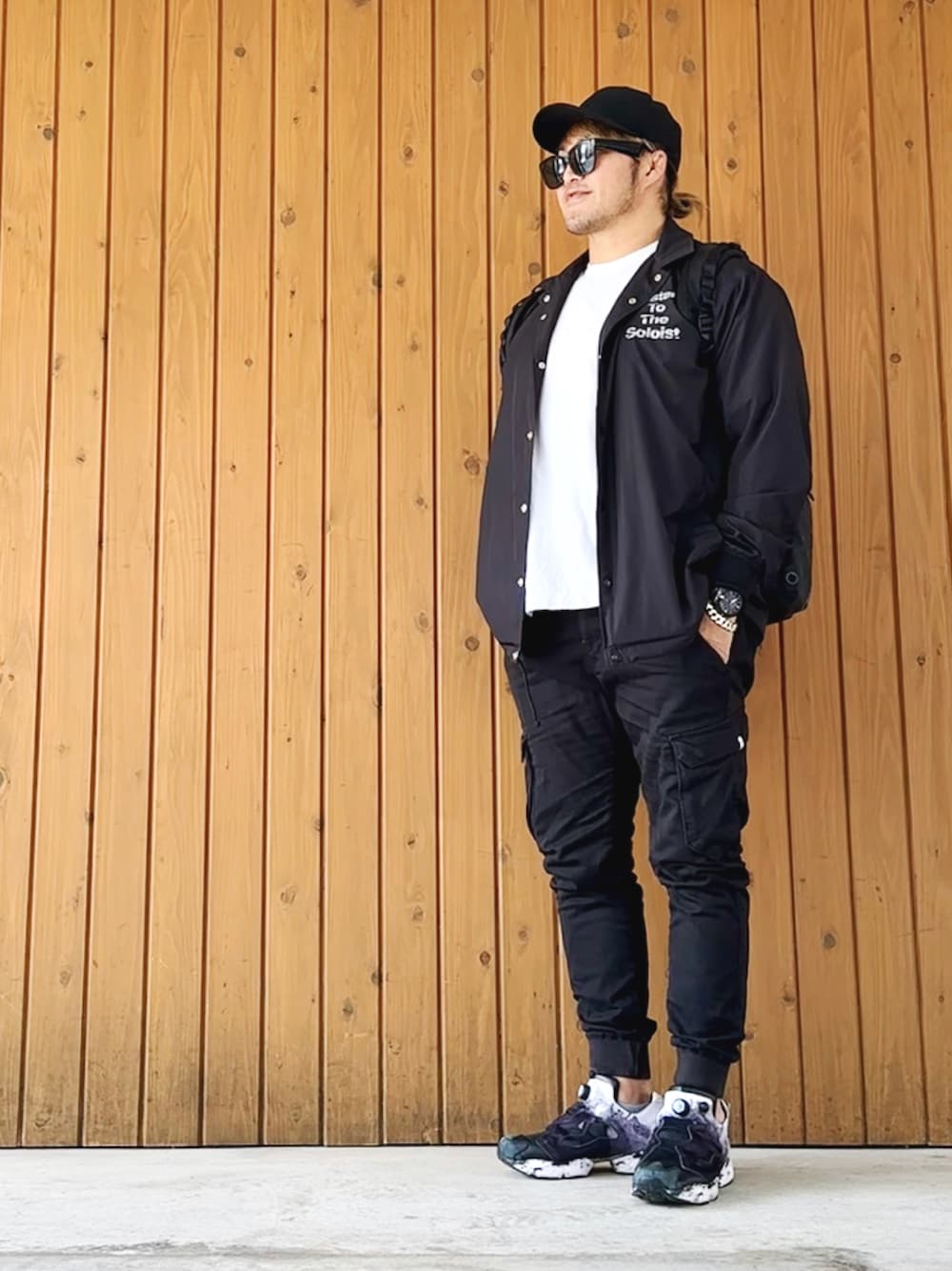 「PUMP FURY、yohjiyamamoto×NEWERA」｜「NEW ERAのアイテム（キャップ、ブラック系）」を使った、棚橋弘至さん（メンズ・181cm）の春コーディネートの1枚目の写真