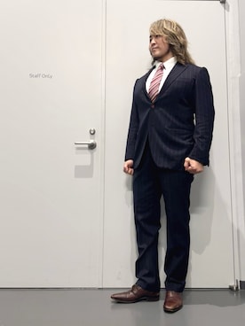 「アイテム（ネクタイ）」を使った、棚橋弘至さん（メンズ・181cm）の秋コーディネート