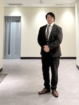 「アイテム（スーツセット）」を使った、棚橋弘至さん（メンズ・181cm）の秋コーディネート