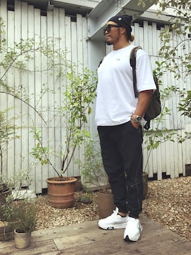 「KEY（キイ）のアイテム（トップス）」を使った、棚橋弘至さん（メンズ・181cm）の夏コーディネート