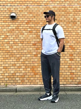 「Saturdays NYC（サタデーズ ニューヨークシティ ）のアイテム（パンツ）」を使った、棚橋弘至さん（メンズ・181cm）の夏コーディネート