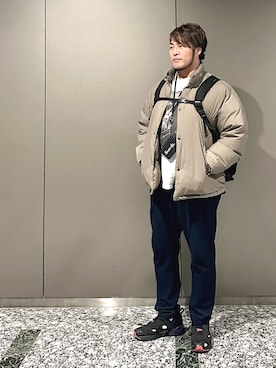 「アイテム（セットアップ）」を使った、棚橋弘至さん（メンズ・181cm）の冬コーディネート